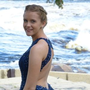 Meet your Posher, Lorry